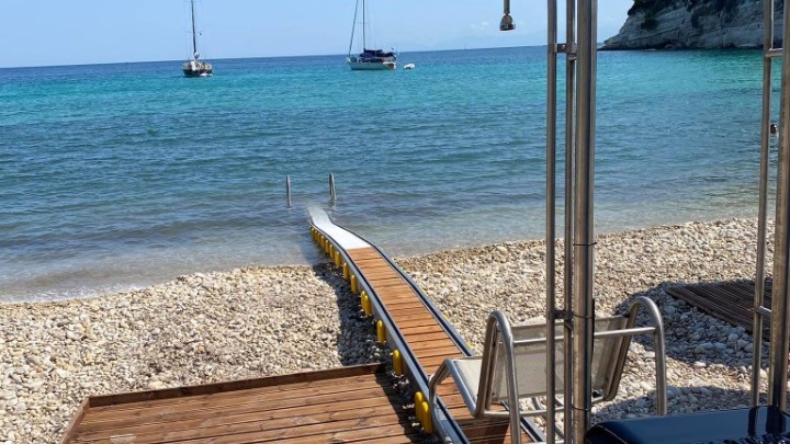 Αλόννησος: Μετατρέπει παραλίες σε φιλικές για ΑΜΕΑ