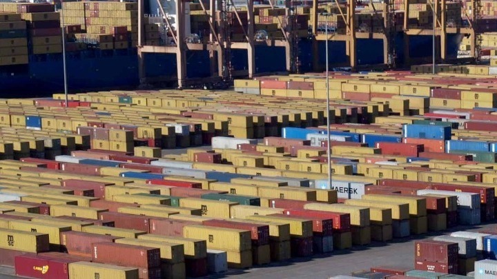 Η Κίνα μάχεται με τη Γερμανία για την πρώτη θέση σε εξαγωγές προς την ΕΕ