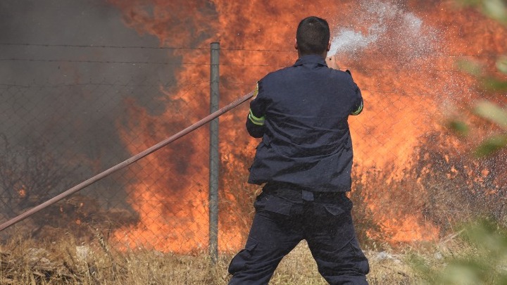 Προσωρινή στέγαση στους πυρόπληκτους – Κλήση για βοήθεια στο 1135
