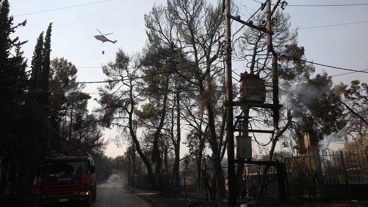 Εύβοια: Οι αρχές καλούν τους κατοίκους να συγκεντρωθούν στην παραλία