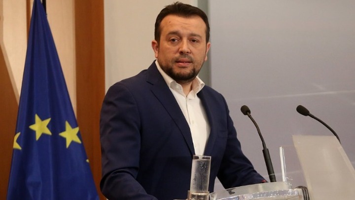 Ν. Παππάς: Να πού πάνε τα χρήματα των καταναλωτών – 4 δισ. υπερπλεόνασμα στο κράτος, 10 δισ. κέρδη στο χρηματιστήριο