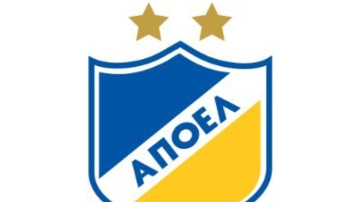 Ο ΑΠΟΕΛ ανακοίνωσε «διαζύγιο» με τον Αποστολάκη