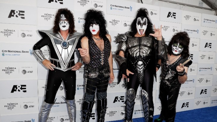 Θετικός στον κορονοϊό ο τραγουδιστής  των KISS – Ακυρώθηκε ολόκληρη συναυλία