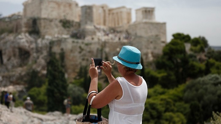Καιρός: Στους 44 βαθμούς θα «σκαρφαλώσει» και σήμερα ο υδράργυρος (vid)