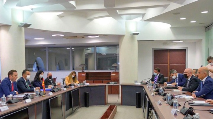 Συνάντηση του Ν. Δένδια με τον Μπουγιάρ Οσμάνι