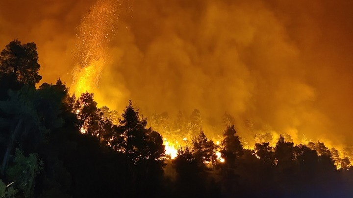Μήνυμα για εκκενώσεις περιοχών από το 112