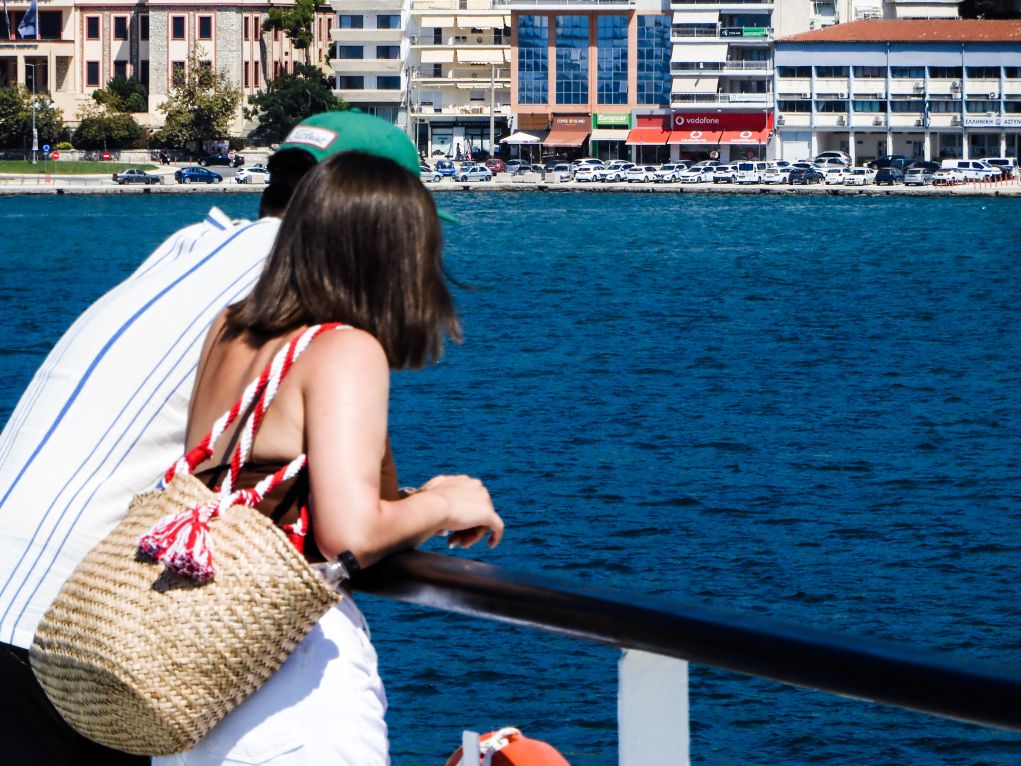 Κορονοϊός: Επιστρέφουν οι εκδρομείς, επιστρέφουν και τα μέτρα – Τι ακριβώς εξετάζεται