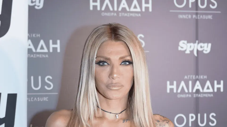 Αγγελική Ηλιάδη: “Χρόνια με χτυπάτε χρόνια στέκομαι” (vid)
