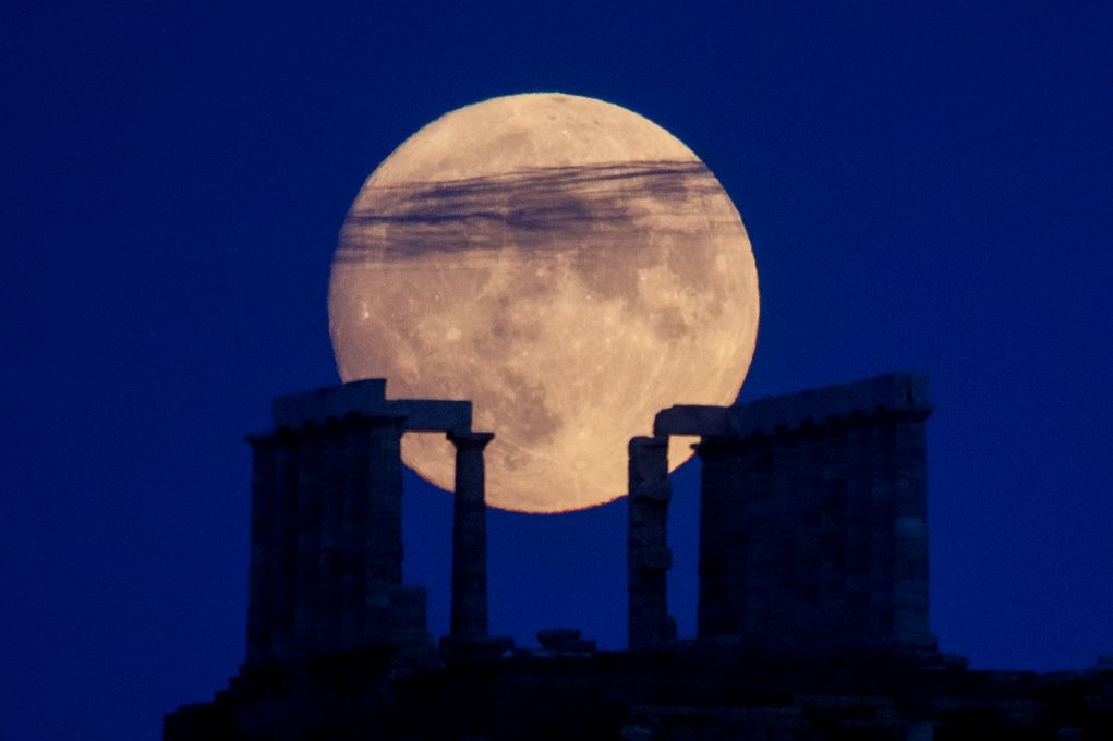 Σήμερα η μεγαλύτερη πανσέληνος: Ελεύθερη είσοδος και εκδηλώσεις σε αρχαιολογικούς χώρους και μουσεία