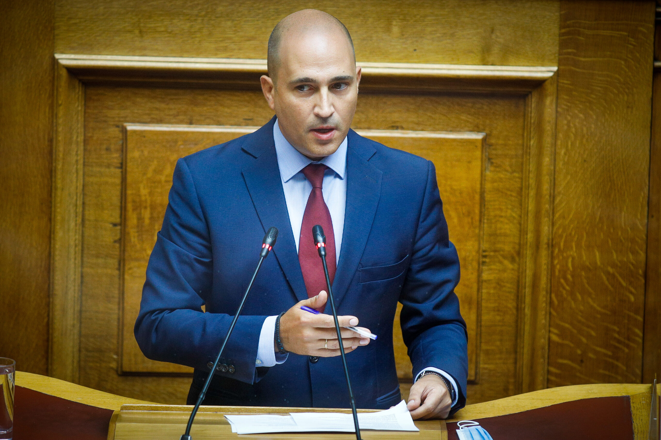 Κ. Μπογδάνος: Δείτε το όνομα και το λογότυπο του νέου κόμματος