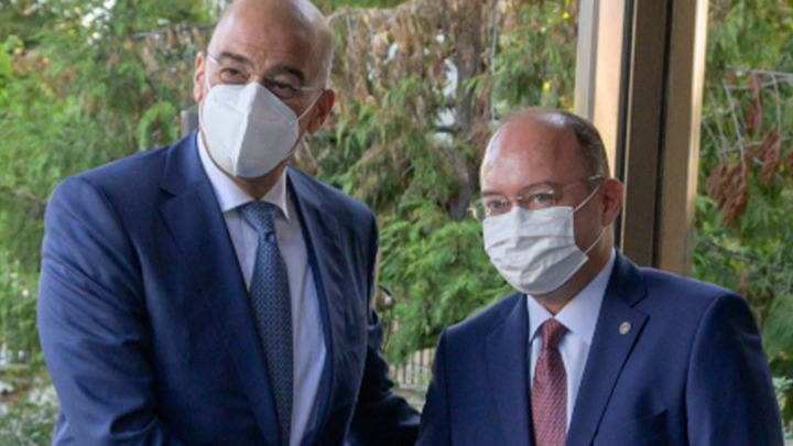 Εγκάρδια υποδοχή για τον Ν. Δένδια στο Βουκουρέστι