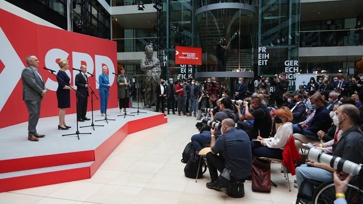 Γερμανία – Εκλογές: Το SPD αυξάνει την πίεση για σχηματισμό κυβέρνησης