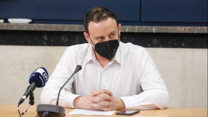 Μαγιορκίνης: «Τάση συρρίκνωσης παρουσιάζει η πανδημία στην χώρα μας»