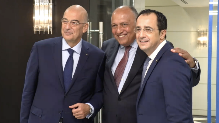 Η επιθετική συμπεριφορά της Τουρκίας στο επίκεντρο της συνάντησης των ΥΠΕΞ Ελλάδας-Κύπρου-Αιγύπτου