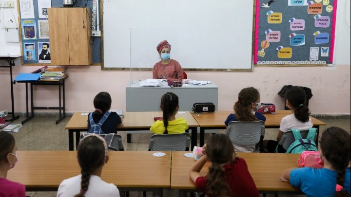 Ισραήλ: Επιστροφή στα θρανία για τους μαθητές με μάσκες και υποχρεωτικό τεστ – Αριθμός-ρεκόρ κρουσμάτων χθες