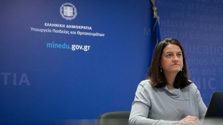Ν. Κεραμέως: «Τα σχολεία ενισχύθηκαν με 11.700 μόνιμους διορισμούς»