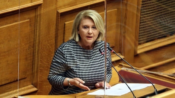 Σ. Βούλτεψη: Η μεταναστευτική πολιτική έχει και απελάσεις