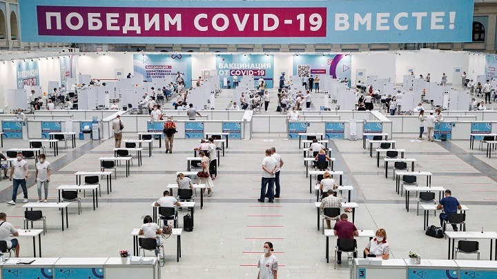 Ρωσία – Covid-19: Σχεδόν 40 εκατ. πολίτες είναι πλήρως εμβολιασμένοι