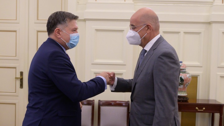 Δένδιας: Συνάντηση με τον αναπληρωτή υπουργό Εξωτερικών Βοσνίας Ερζεγοβίνης