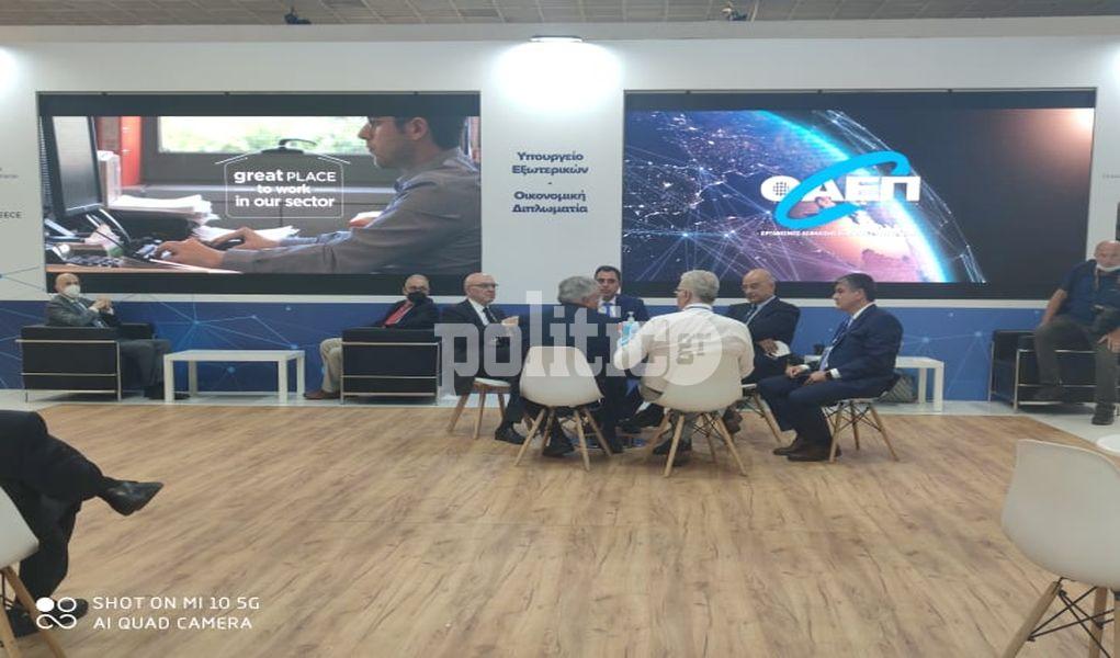 Στη ΔΕΘ και ο Νίκος Δένδιας (pics)