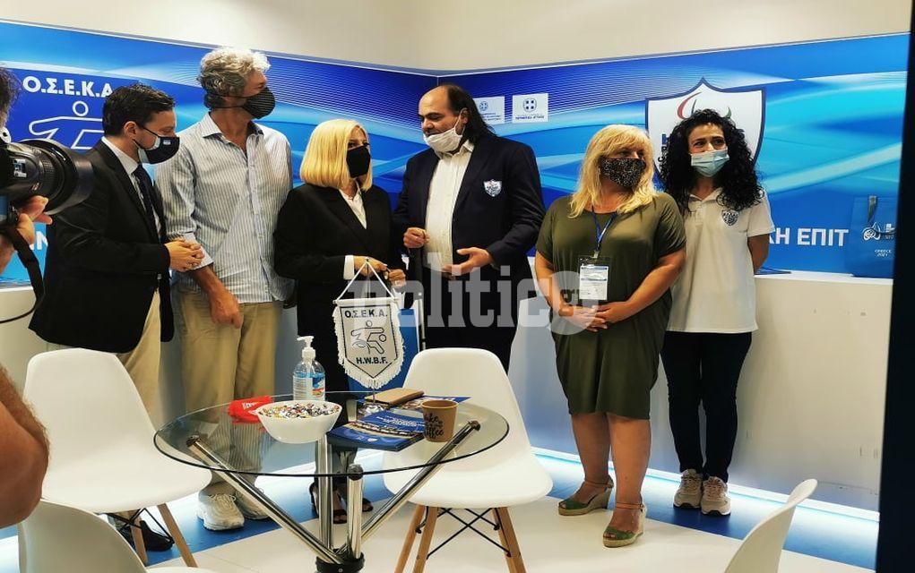 Στο περίπτερο της Παραολυμπιακής ομάδας η Φώφη Γεννηματά (pics)