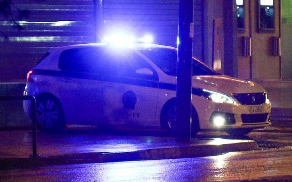 Βιασμός 24χρονης: Περιπολικό έξω από το ξενοδοχείο το μοιραίο βράδυ