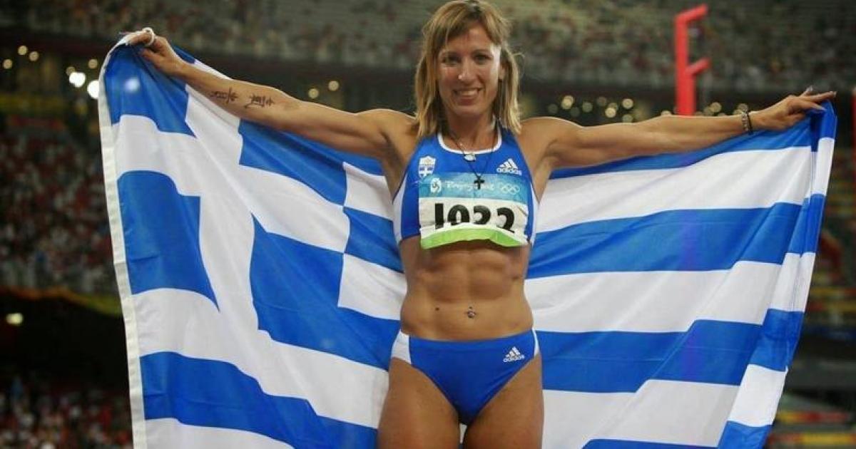Καταγγελία – σοκ από την Πηγή Δεβετζή: Παράγοντας του αθλητισμού κατέβασε το παντελόνι και με έριξε στον καναπέ