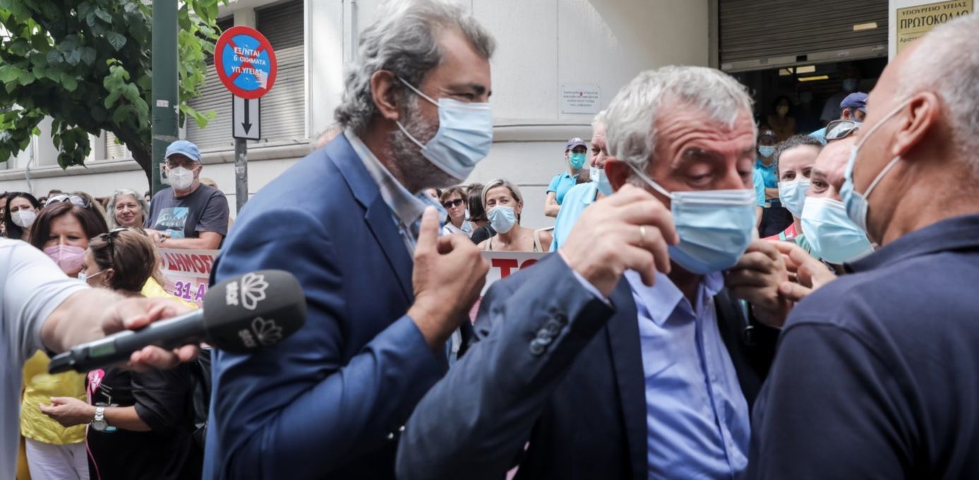 ΠΟΕΔΗΝ: Ένταση Πολάκη – Γιαννάκου – Πολάκης: «Η κυβέρνηση θέλει να βάλει τα ιδιωτικά συμφέροντα στην Υγεία»
