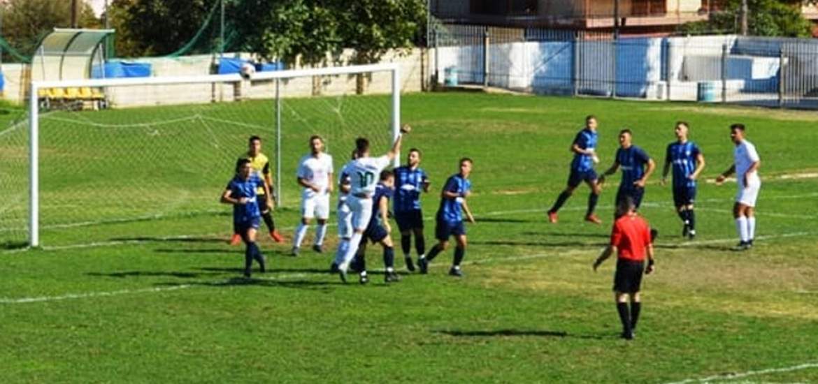 Απίστευτο περιστατικό στην Αθήνα: Επίθεση με ρόπαλα σε ερασιτέχνη ποδοσφαιριστή