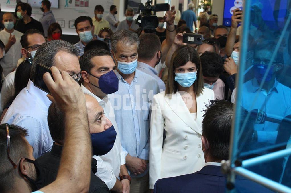 Τσίπρας στην 85η ΔΕΘ: Ολοκληρώθηκε η συνάντηση με την διοίκηση – Ξεκίνησε η επίσκεψη στα περίπτερα