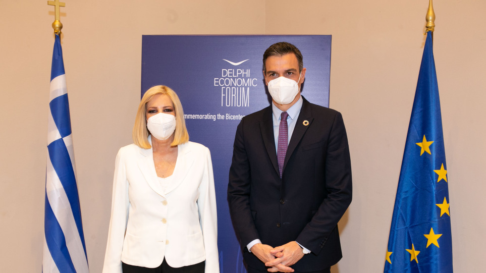 Διεθνή σοσιαλιστικά περαστικά για τη Φώφη Γεννηματά: Της ευχήθηκε ο Πέδρο Σαντσεθ και όλη η ομάδα των PES