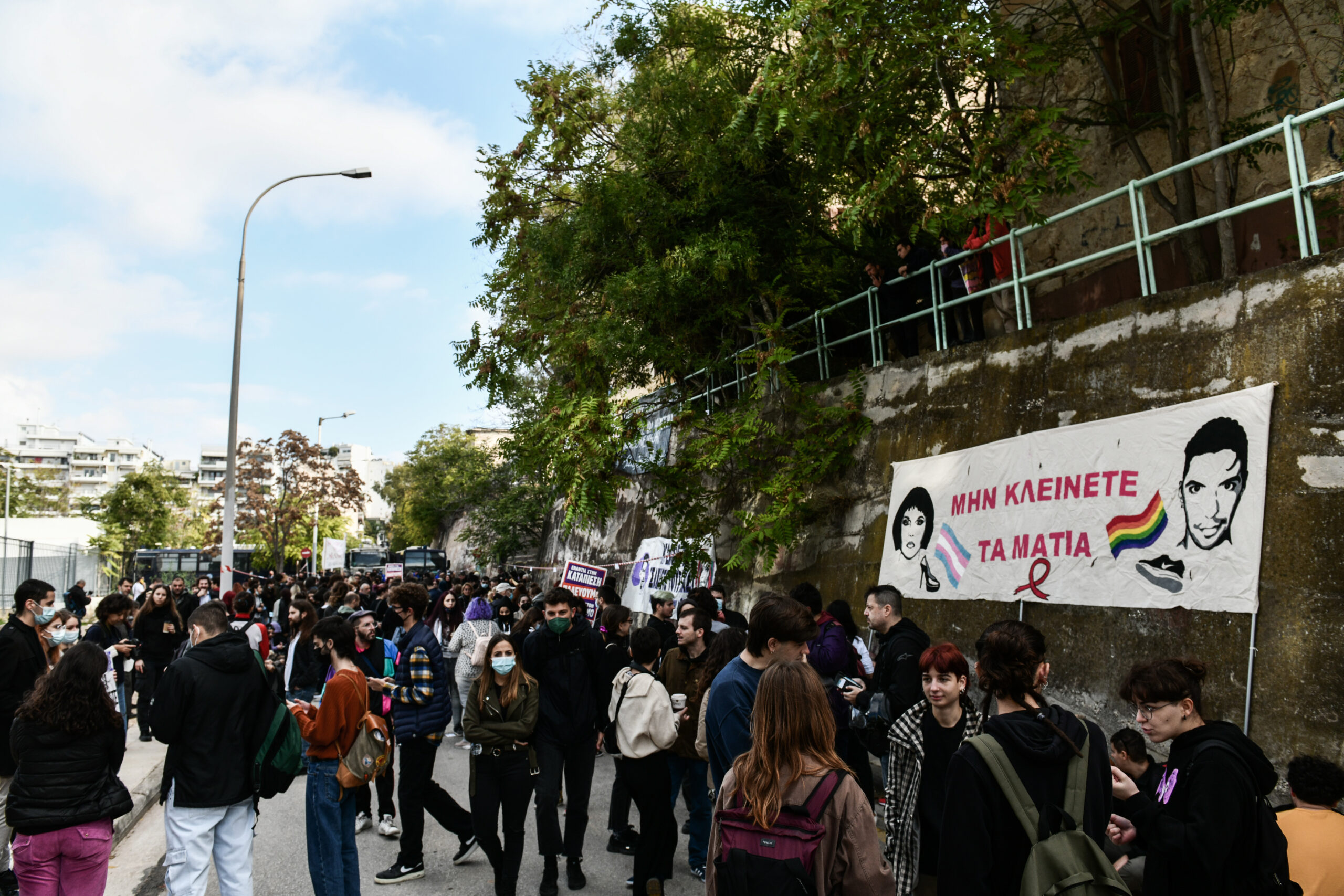 Δίκη Ζακ Κωστόπουλου: Aπών ο κατηγορούμενος κοσμηματοπώλης (pics & vids)