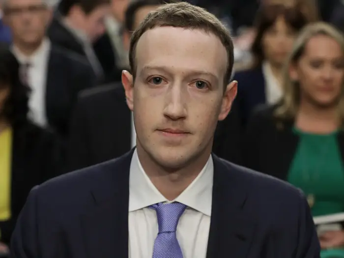 Σε αποκαλύψεις για το μέλλον του Facebook και το metaverse προχωρά ο Ζούκεμπεργκ μετά τις διαρροές Χάουγκεν – Δείτε LIVE