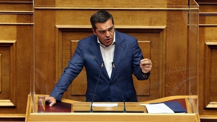 Αλ. Τσίπρας: «Ο κ. Μητσοτάκης ψωνίζει φρεγάτες σαν να ψωνίζει γραβάτες»