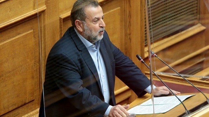 Συναντήθηκαν Κεγκέρογλου και Παπανδρέου: «Γόνιμη η συζήτηση – Θα αξιολογήσω τυχόν νέα δεδομένα»