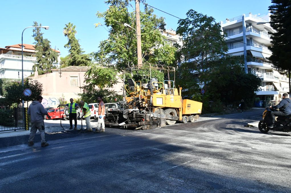 Πάτρα: Έργα ασφαλτόστρωσης στην περιοχή των εργατικών κατοικιών
