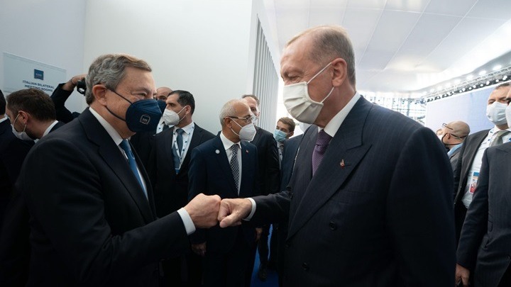 G20, Ερντογάν – Μακρόν: Ανησυχία για την πώληση όπλων στην Ελλάδα (vid)