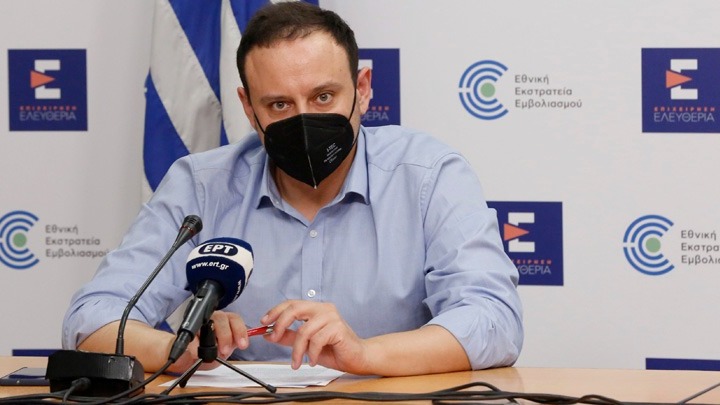 Γκίκας Μαγιορκίνης: «Τα εμβόλια της Pfizer παραμένουν αποτελεσματικά και μετά από έξι μήνες» (pic)