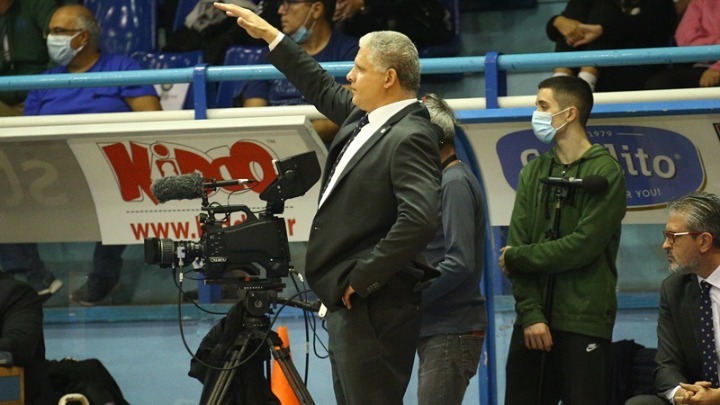 Με Μανωλόπολο στα παράθυρα της FIBA η Εθνική