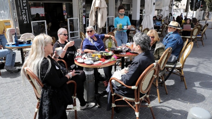 Ισραήλ: «Ανοίγει» σε ξένους τουρίστες που έχουν εμβολιαστεί