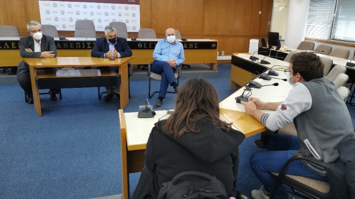 ΑΠΘ: Ο πρύτανης ζήτησε κλιμάκιο του ΕΟΔΥ στο campus για rapid tests στους εμβολιασμένους φοιτητές