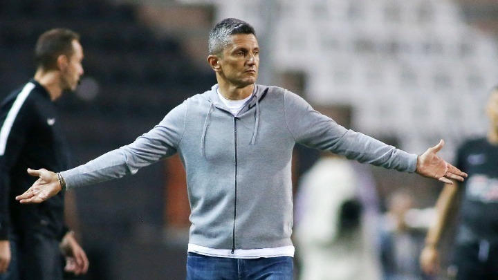 Λουτσέσκου μετά το 1-1 με τη Σλόβαν: «Αξίζαμε τη νίκη» – Όλα όσα είπε ο τεχνικός του Δικεφάλου (vid)