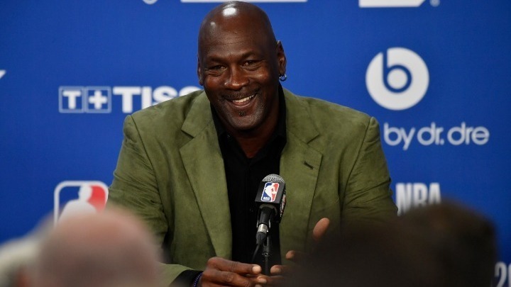 Μάικλ Τζόρνταν για εμβολιασμούς στο NBA: «Πιστεύω ακράδαντα στην επιστήμη»