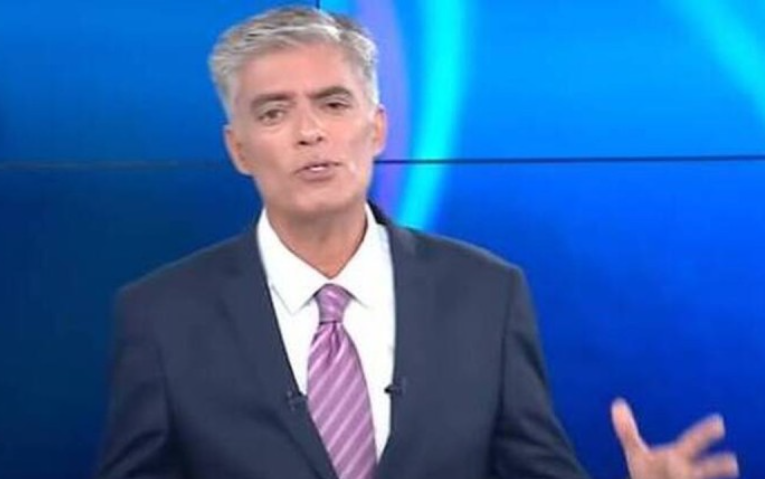 Επικό σαρδάμ: Δείτε πώς αποκάλεσε τον Ευαγγελάτο καλεσμένος στην εκπομπή του (vid)