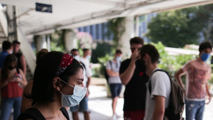 Δήμοι της Αττικής δίπλα στις δυσκολίες των φοιτητών