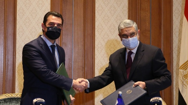 Υπεγράφη το μνημόνιο για την ηλεκτρική διασύνδεση Ελλάδας-Αιγύπτου