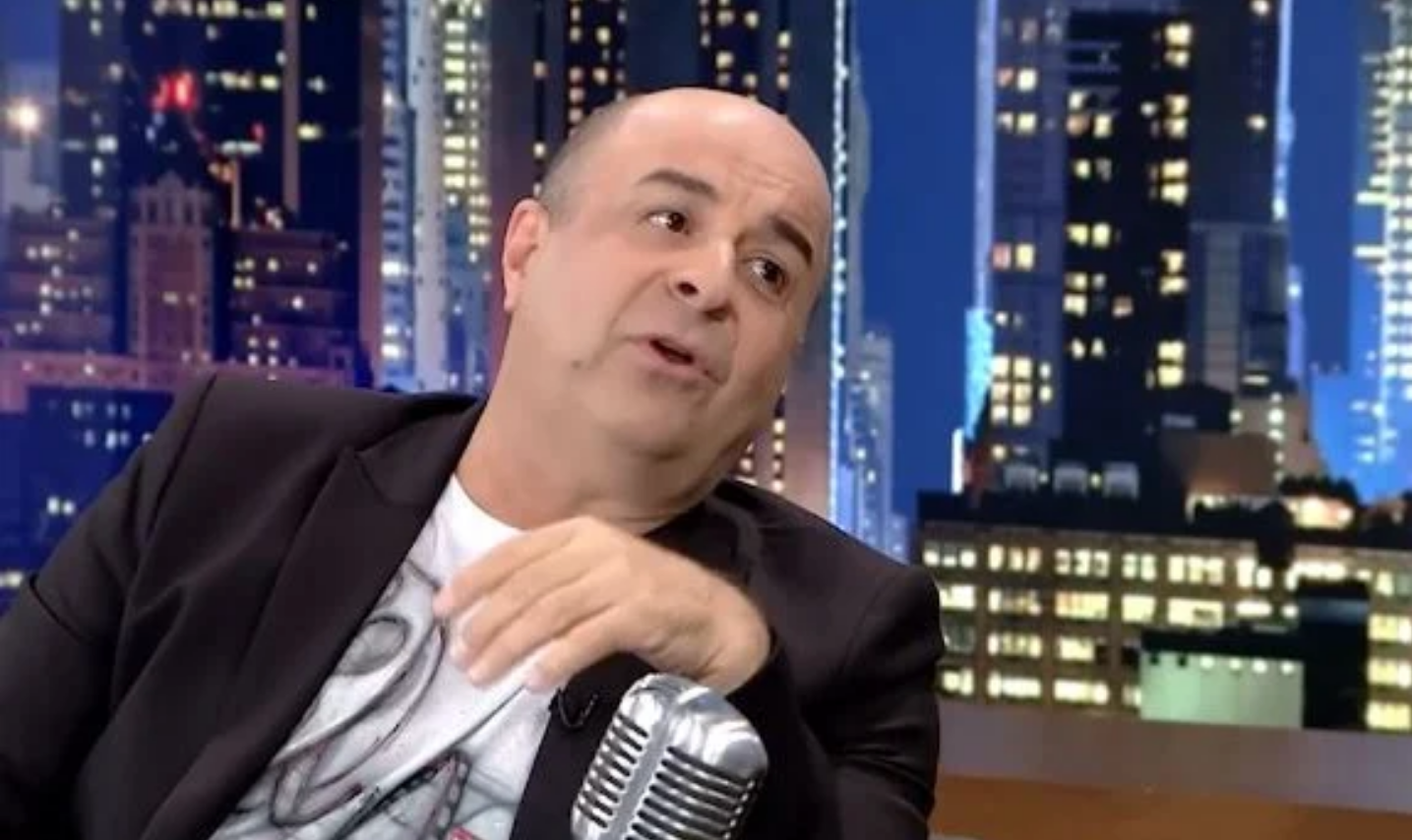 Μάρκος Σεφερλής: «Η Έλενα δε ζηλεύει αλλά μια φορά γύρισε το μάτι της» (vid)