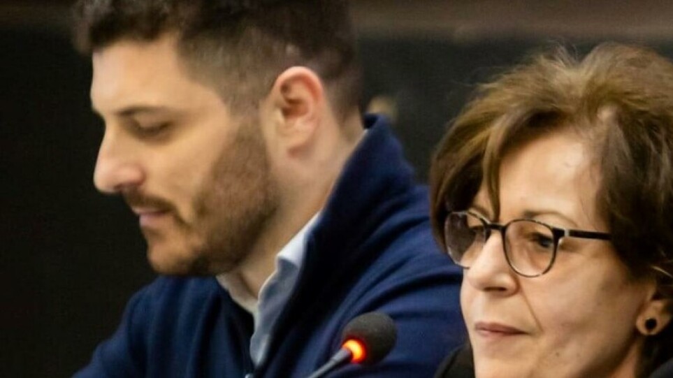 Συμπαράσταση Τεμπονέρα σε Μάγδα Φύσσα: Δεν θα τους χαρίσουμε ούτε μια σπιθαμή δημοκρατίας