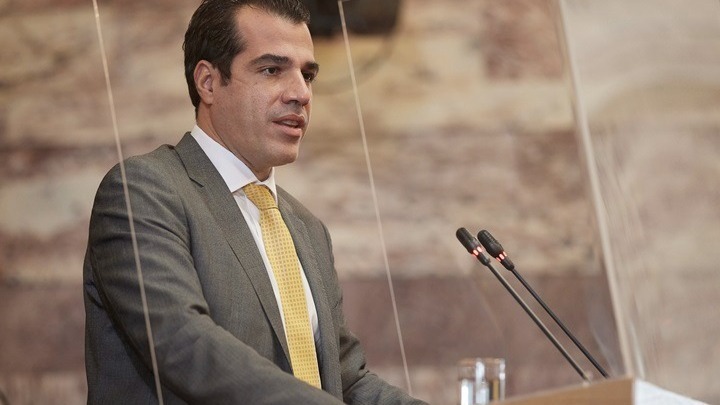 Νέα μέτρα για τους άνω των 60 ετών: Δείτε ζωντανά την εξειδίκευση των νέων μέτρων από τον Θάνο Πλεύρη (vid)