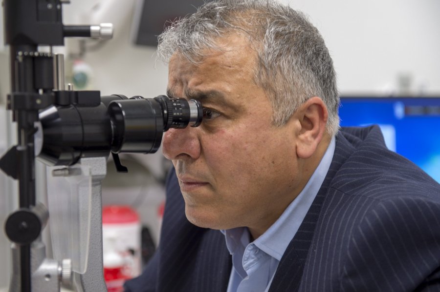 ΕΟΦ: Προειδοποιεί για παρενέργειες φαρμάκου για τα μάτια